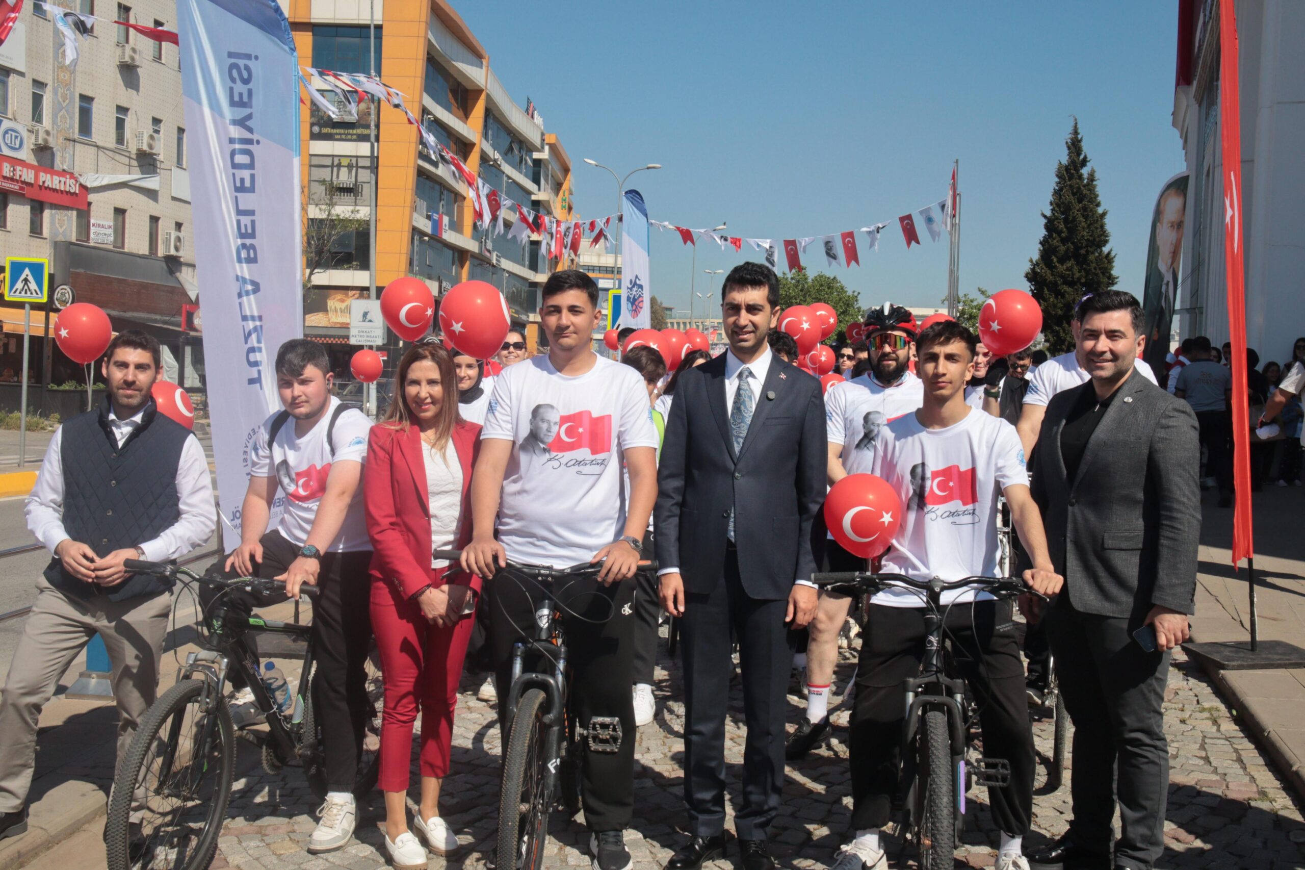 Tuzla’da 19 Mayıs Coşkusu: Gençlik ve Spor Bayramı Renkli Etkinliklerle Kutlandı