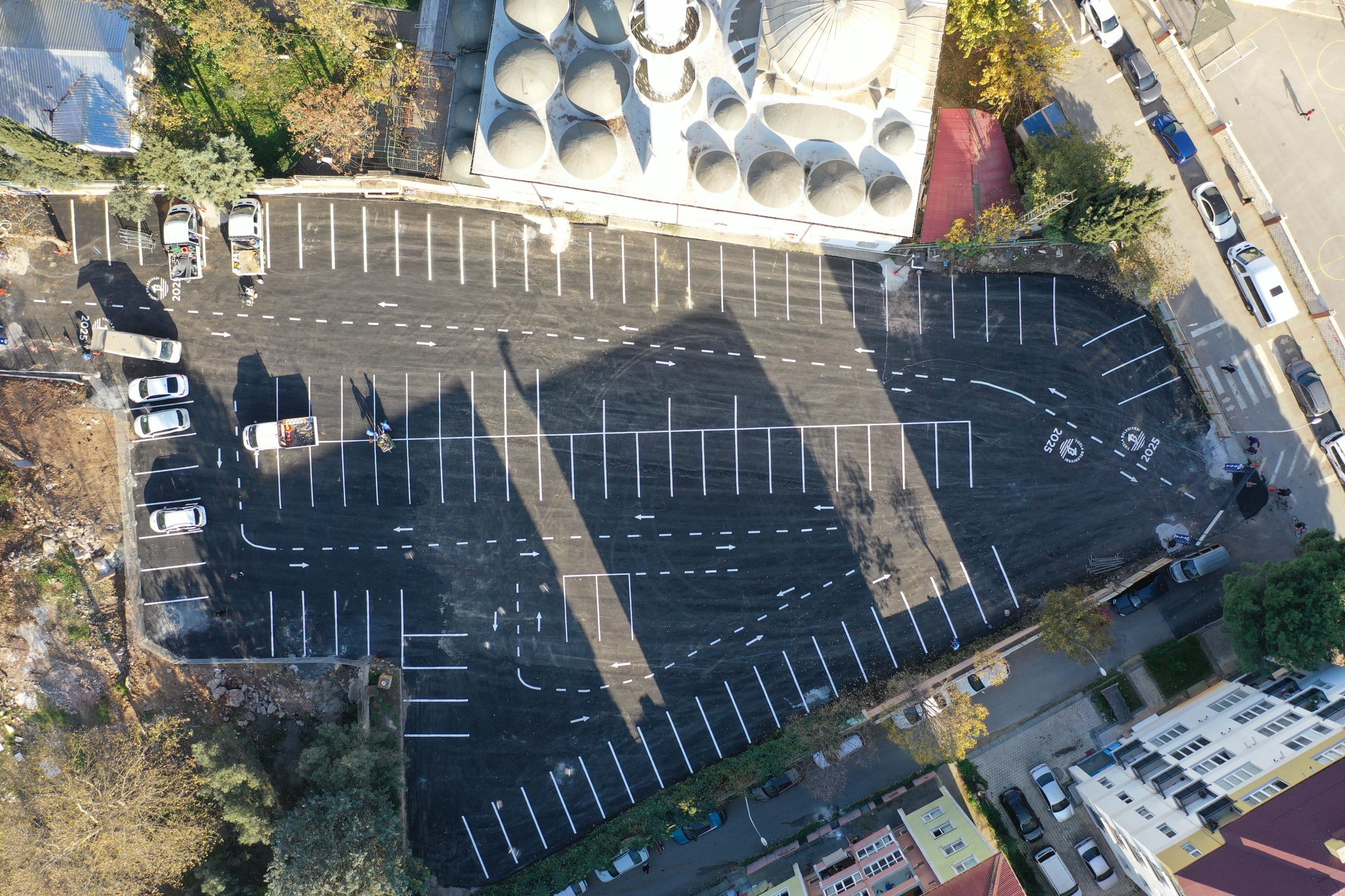 Tuzla Belediyesi İçmeler’de 100 Araçlık Ücretsiz Otoparkı Hizmete Aldı