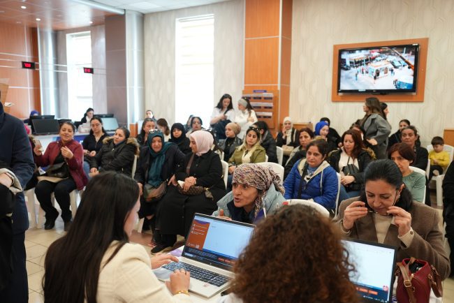 tuzla belediyesi kadınlar günü kariyer günleri